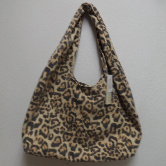 No Boundaries Women's Hobo Bag, Leopard - Picture 3 of 5